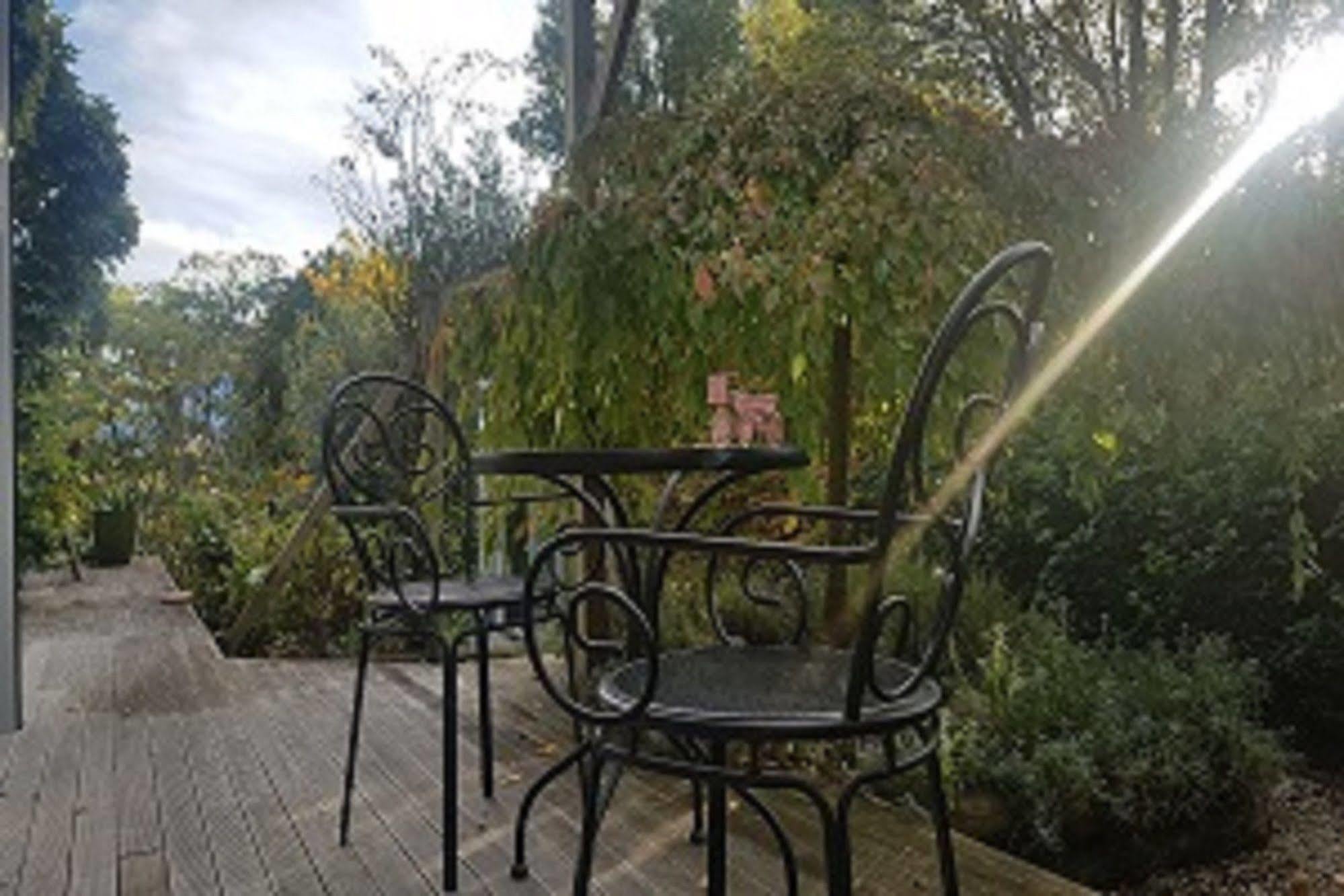 Olde Mill House B&B & Bike2Wine Cycle Hire Renwick Eksteriør bilde