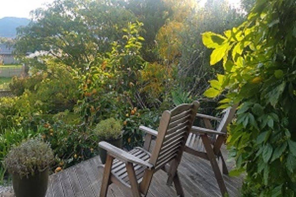 Olde Mill House B&B & Bike2Wine Cycle Hire Renwick Eksteriør bilde